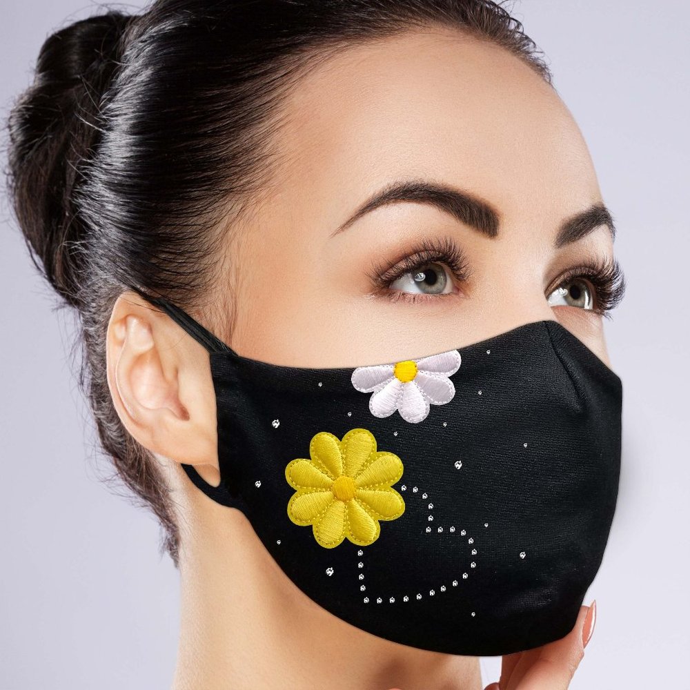 Daisy and Heart Face Mask w/ filter pocket